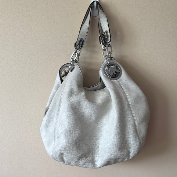 Michael Kors Handbags - Michael Kors Fulton Elegant White Leather  Bag
